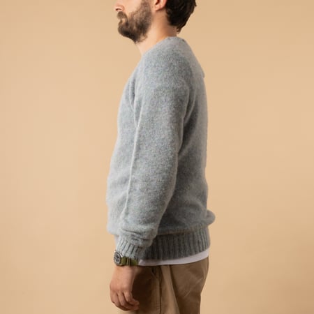 pull col rond HARLEY OF SCOTLAND Shaggy Sea Pearl de côté
