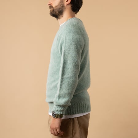 HARLEY OF SCOTLAND shaggy sweater in Fauna color, side view