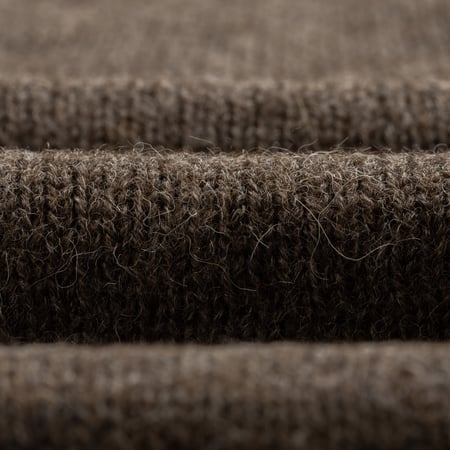 pull HARLEY OF SCOTLAND Voe True Shetland Crew Neck Grey flaneurs-closeup