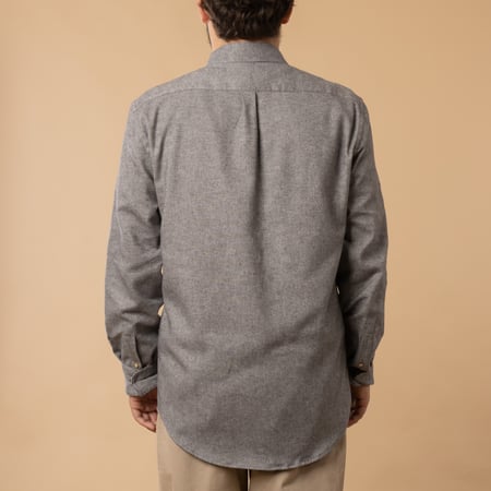 PORTUGUESE FLANNEL Teca Shirt in Light Grey, back view