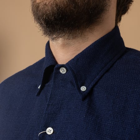 Chemise en coton BEAMS PLUS / Open B.D Indigo Panama Double Gauze couleur Navy detail de face