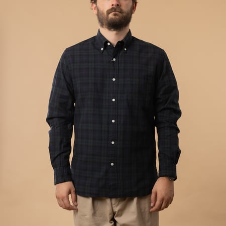 BEAMS PLUS cotton shirt / BD Oxford Shirt Indigo tartan Black Watch, front closed