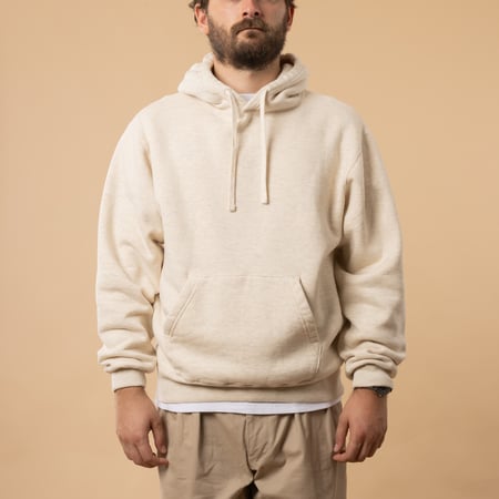 Sweat à capuche manche longue BEAMS PLUS Sweat Pullover Hoodie Raised Back couleur Oatmeal de face