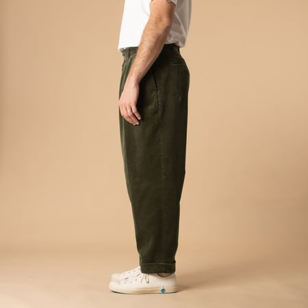 2 Pleats Corduroy Trousers Dark Green