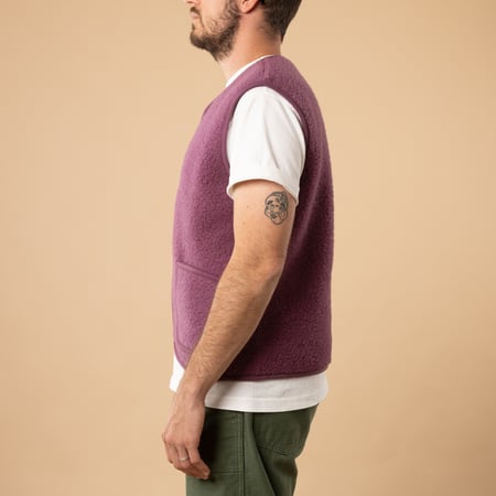 -flâneurs-COLDBREAKER-sleeveless wool jacket-Pepitko Ultralight-French Purple-side profile