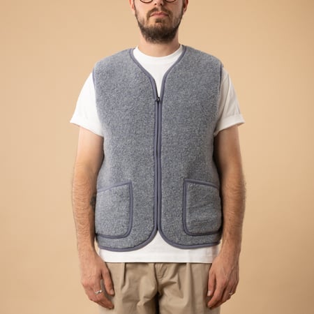 flâneurs-COLDBREAKER-sleeveless wool jacket-Pepitko Ultralight Grey Denim-front-closed