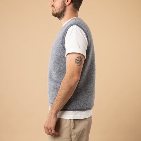 flâneurs-COLDBREAKER-sleeveless wool jacket-Pepitko Ultralight Grey Denim side profile