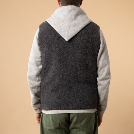 flâneurs-COLDBREAKER-sleeveless-wool-jacket-Pepitko-Vest-Steel-back view