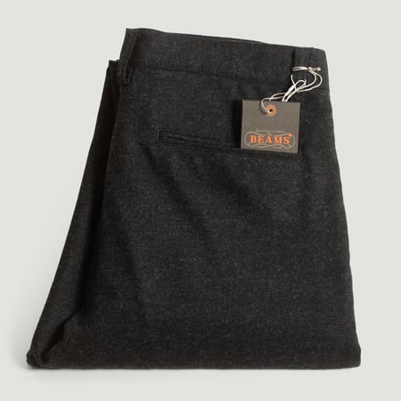 Vignette-flâneurs-BEAMS-PLUS-pantalon-en-laine-cachemire-1 Pleat WoolCashmere Trousers Charcoal Grey