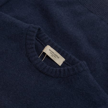 col flâneurs-Mooncastle-Japanese Sweater-Wool and Cashmere-Crew Neck navy blue