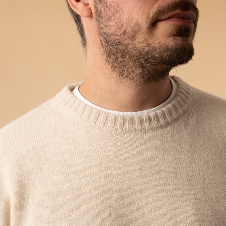 flâneurs-Mooncastle-Japanese Sweater-Wool and Cashmere-Round Neck-Natural-collar detail