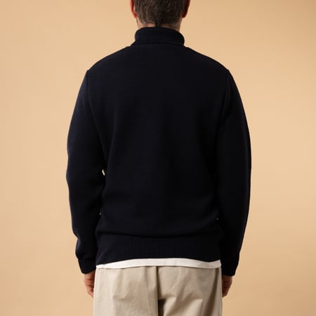 Flâneurs - Turtleneck Sweater - Youri - Navy - Back View