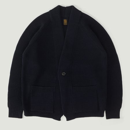 Vignettes-flâneurs-pull-BATONER-Signature-1-Button-Cardigan-Navy