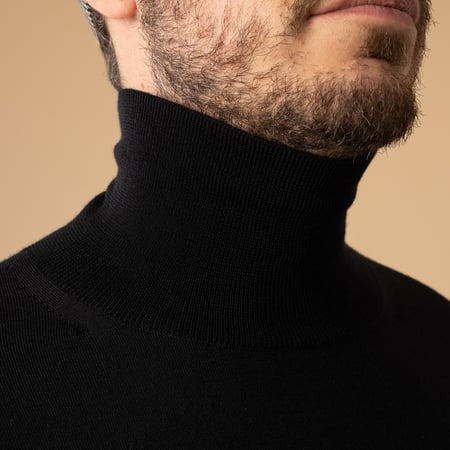 Batoner Essential High-Gauge Turtleneck in Black - Collar Detail