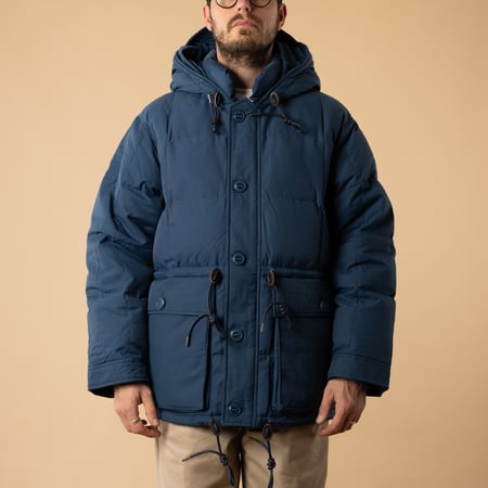 images flâneurs FRIZMWORKS  Karakoram Down Parka deep blue portée de face