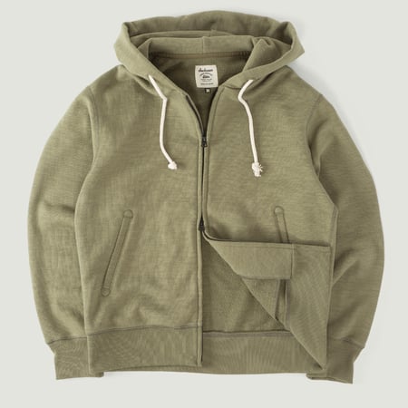 Vignettes-flâneurs-sweat-zippé-GG-Jackman-vert olive