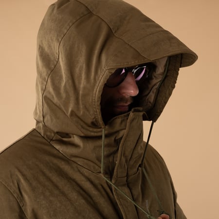 flâneurs-TENC-Core-Down-Parka-Olive-détail-capuche