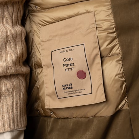flâneurs-TENC-Core-Down-Parka-Olive-détail-tag