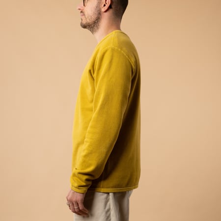 GOOD-ON-slackers-crew-sweatshirt-profile-banana