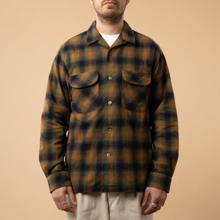 FOB FACTORY _F3505 Nel Open Collar Shirt Green_front view