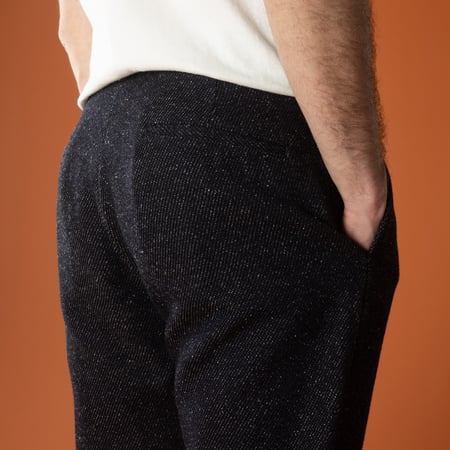 back-detail-flâneurs-JAPAN-BLUE-JEANS-Tweed-Denim-Easy-Tapered-Pants