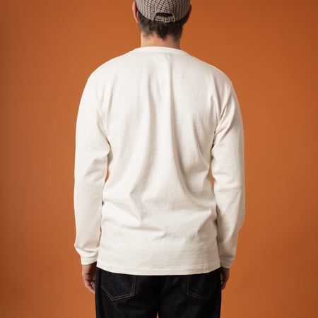 vignette-image porté de dos flâneurs-teeshirt-épais-dubbleworks-HEAVY-WEIGHT-LONG-sleeve-off-white (3)