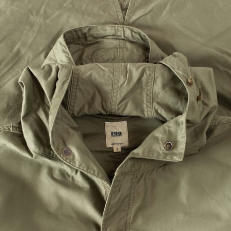 détail col flâneurs FOB FACTORY F2402 M-51 Shell Parka