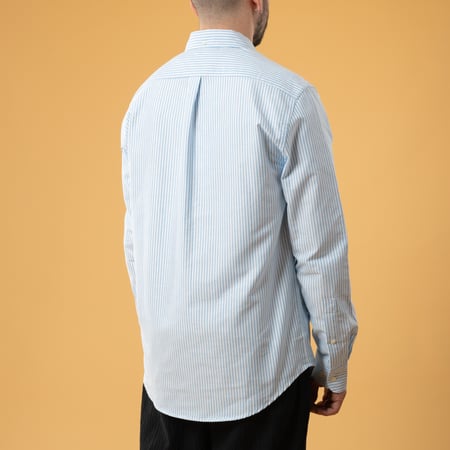 image flâneurs chemise PORTUGUESE FLANNEL Belavista stripe open blue portée de dos