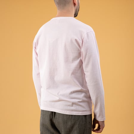 GOOD ON  LS Henley Tee P-Sakura image flâneurs porté de dos (1)