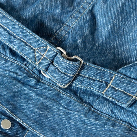 détail back cinch flâneurs SEUVAS Denim Trucker Jacket Indigo Blue