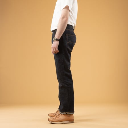 Image_Flâneurs_Studio-d'Artisant D1890 13oz Loose Straight Selvedge Denim_de-profil