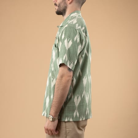 Image_Flâneurs-KARDO x FLÂNEURS / S/S Shirt Ikat de-profil