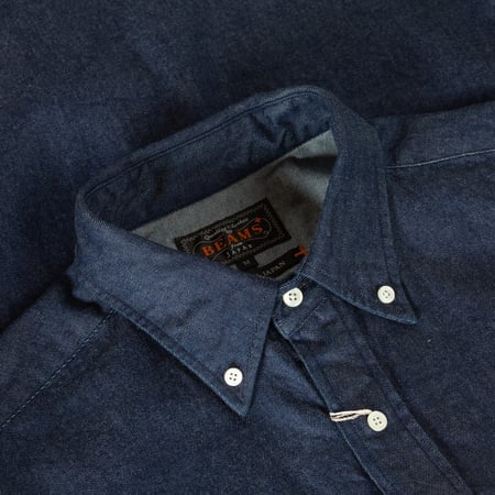 Image-Flâneurs_BEAMS PLUS / Button-Down Denim Shirt Indigo_collar detail