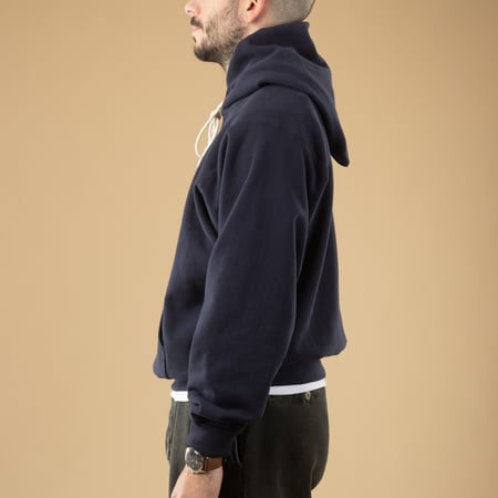 Image-Flâneurs_XX DEVELOPMENT / "SURE MFG" The Californians 60's Hoodie Nasvy_de-profil