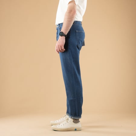 Image-Flâneurs_NAKED & FAMOUS / EasyGuy High Noon Selvedge_side profile