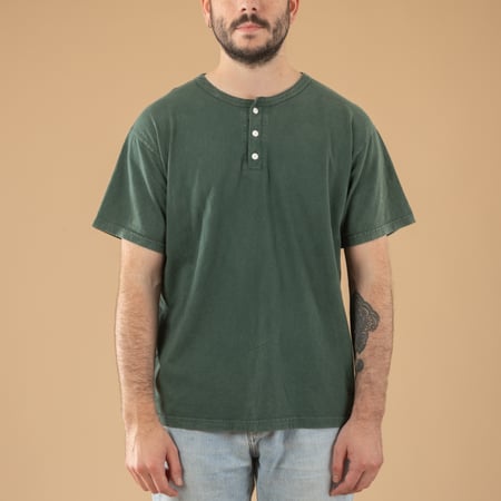 S/S Henley Vintage Dye Dark Green