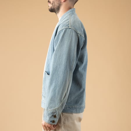 image flâneurs porté Denim Haori Fade Wash Indigo_de-profil