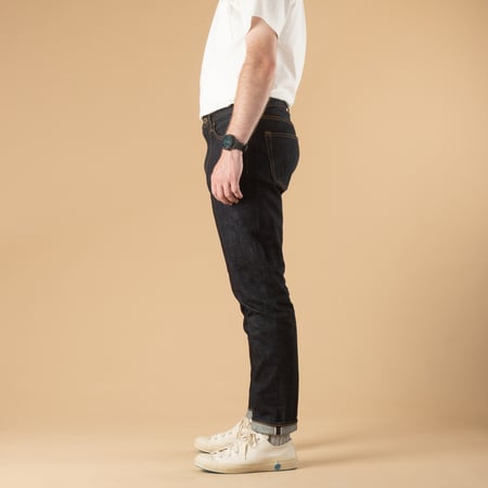 Image-Flâneurs_JAPAN BLUE JEANS / J201 Tapered Fit 14,8oz_de-profil