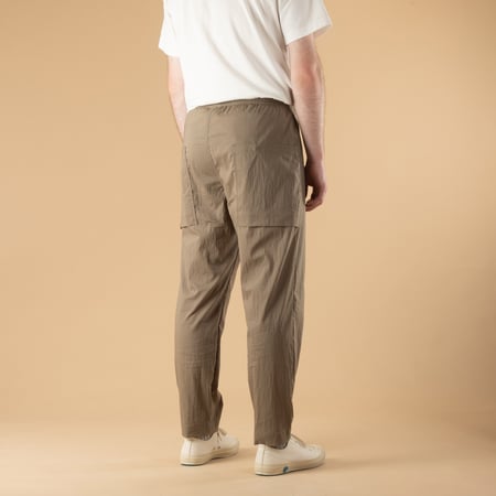 Image-Flâneurs_JACKMAN / Crepe Umps Pants Sepia_de-dos