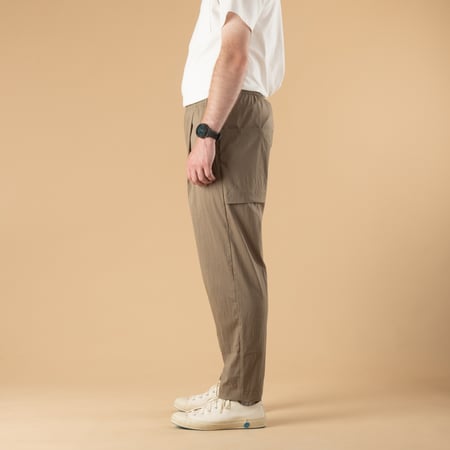 Image-Flâneurs_JACKMAN / Crepe Umps Pants Sepia_de-profil