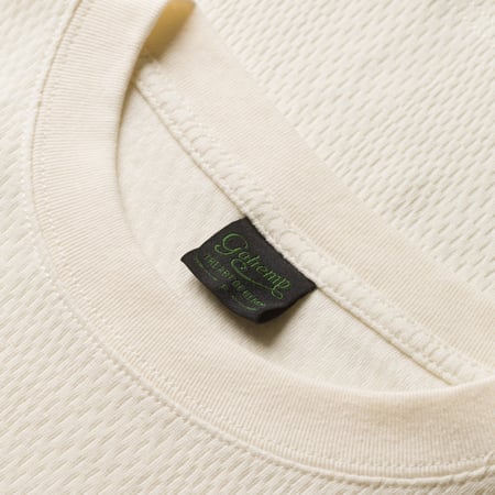 Image-Flâneurs_GOHEMP / Wide Slit Tee Off White_détail-col