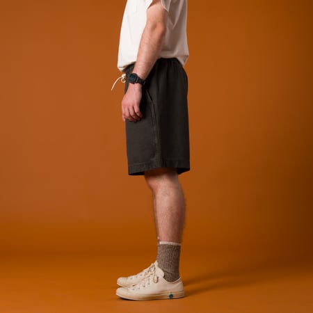 image flâneurs veste XX DEVELOPMENT Super Tuck Shorts Long Black_de-profil