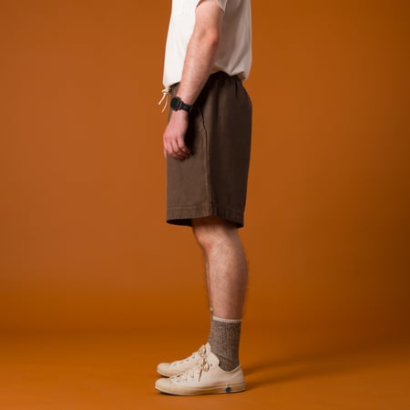 image flâneurs veste XX DEVELOPMENT Super Tuck Shorts Long Bison Brown_de-profil