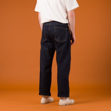 Image-Flâneurs_JAPAN BLUE JEANS / 13oz Denim Tuck Pants Indigo_de-dos