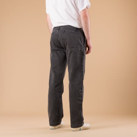 Image-Flâneurs_JAPAN BLUE JEANS / 13oz Denim Tuck Pants Fade Wash Dark Grey_de-dos