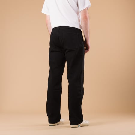 Image-Flâneurs_JAPAN BLUE JEANS / 13oz Denim Tuck Pants Fade Wash Black_de-dos