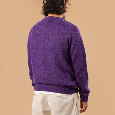 image portée de dos pull HARLEY OF SCOTLAND X FLANEURS shaggy Crew Neck Rave