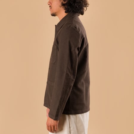 image flaneurs porté de profil VETRA Truffle French Moleskin Weaved Jacket