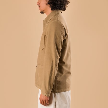 image flaneurs porté de profil VETRA Dune French Moleskin Weaved Jacket