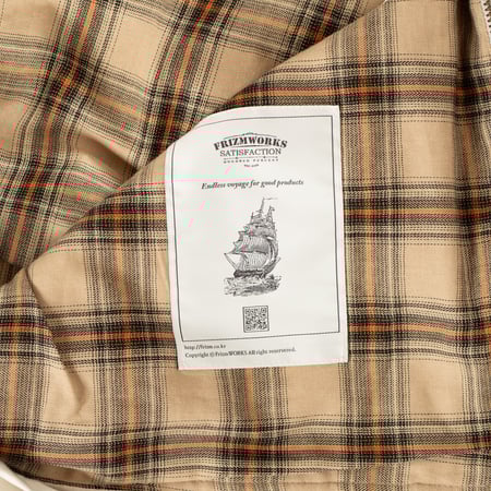 détail tag veste Frizmworks Heritage Hunting Jacket Cream (1)